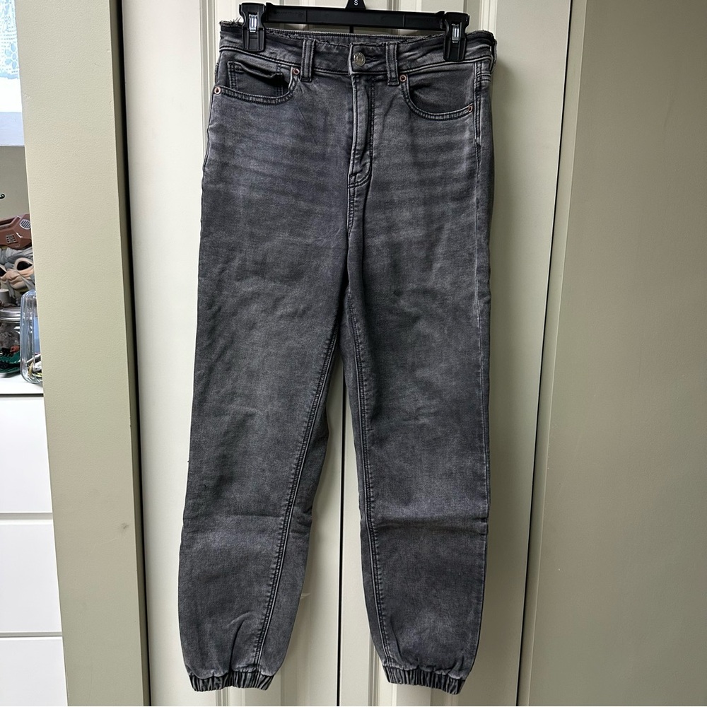 American Eagle Cozy Next Level Stretch Charcoal Women's Jeans Size 4 Short